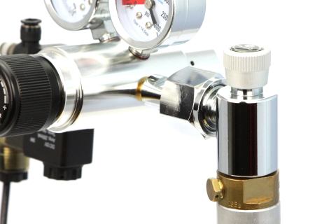 SodaStream SodaClub australiano collegato al regolatore di gas